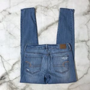 American Eagle Distressed Jegging